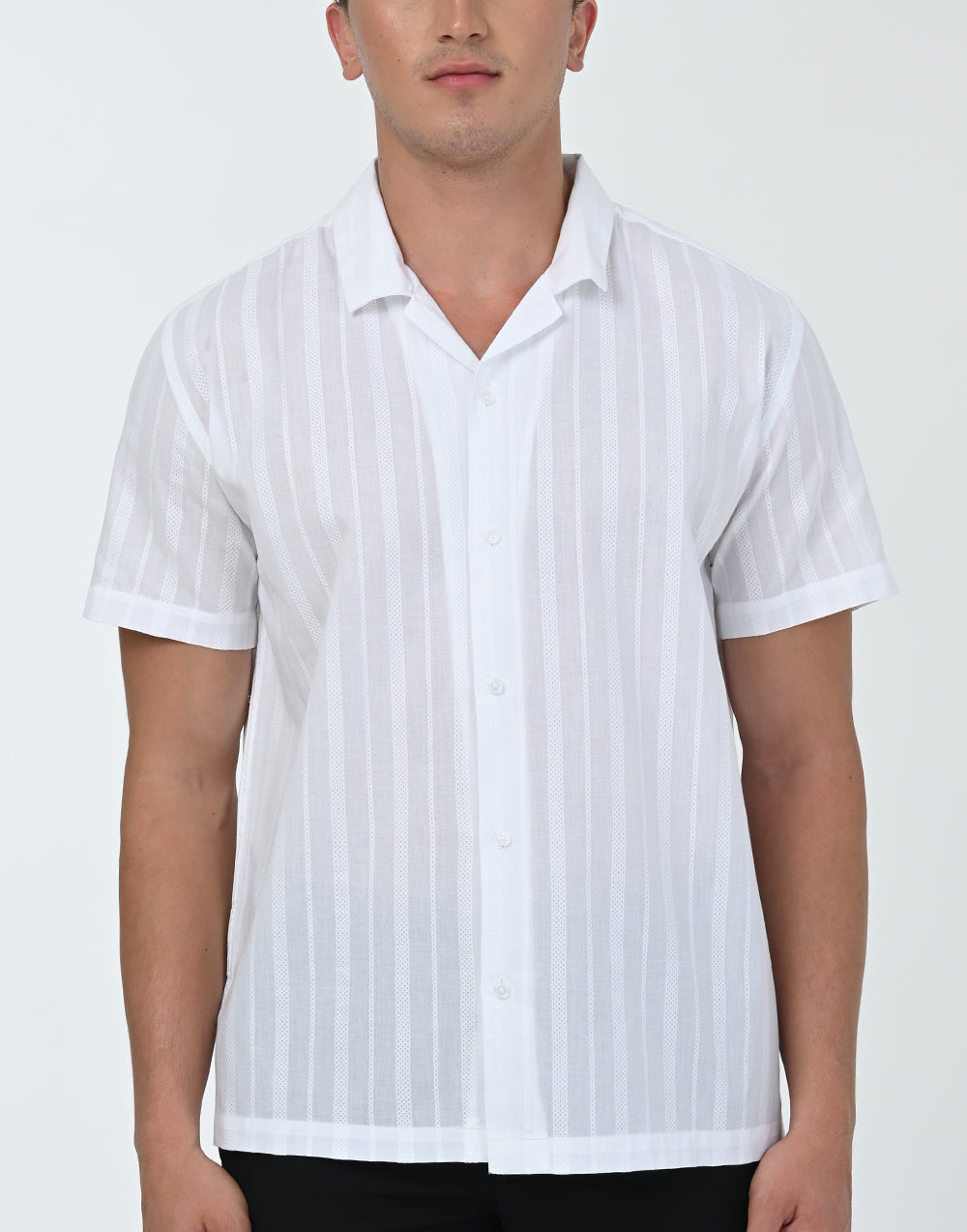 Vantage Sports Regular Fit Short Sleeve  Riviera Cuban Collar Dobby Mens Shirt