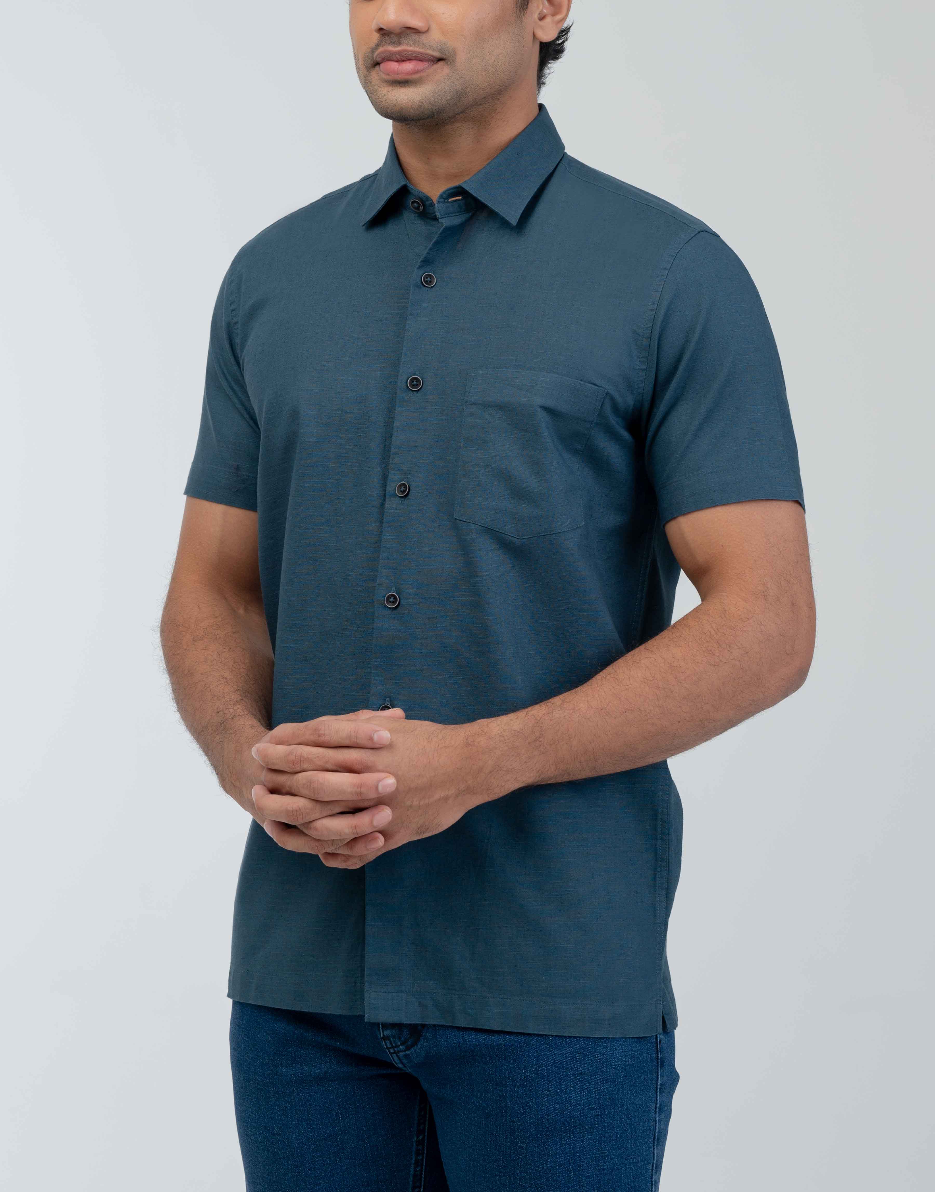 Vantage Sports Earth and Ease Regular Fit Short Sleeve Mens Shirt