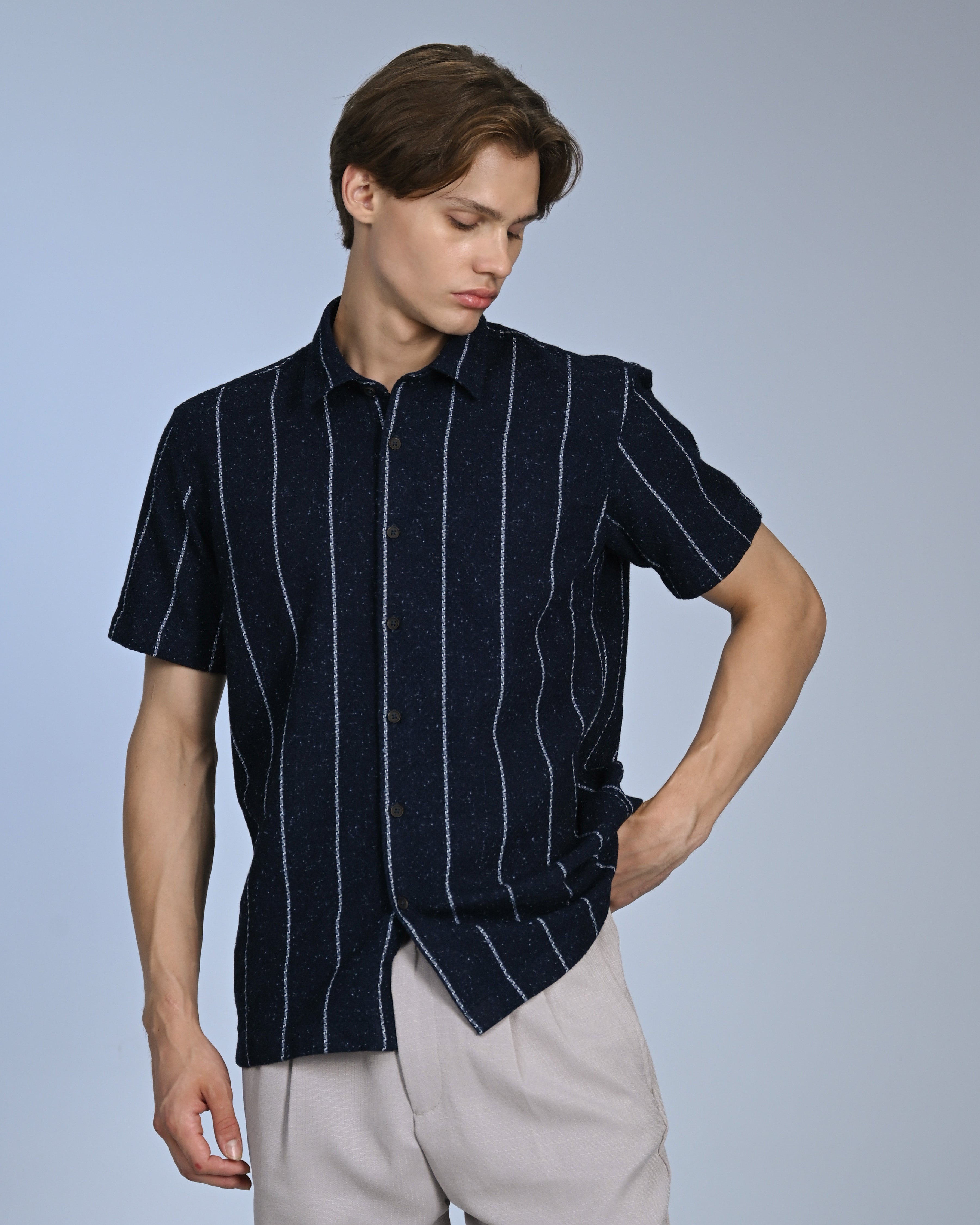 Vantage Men's Casual Relax Fit Short Sleeve Denim Shirt
