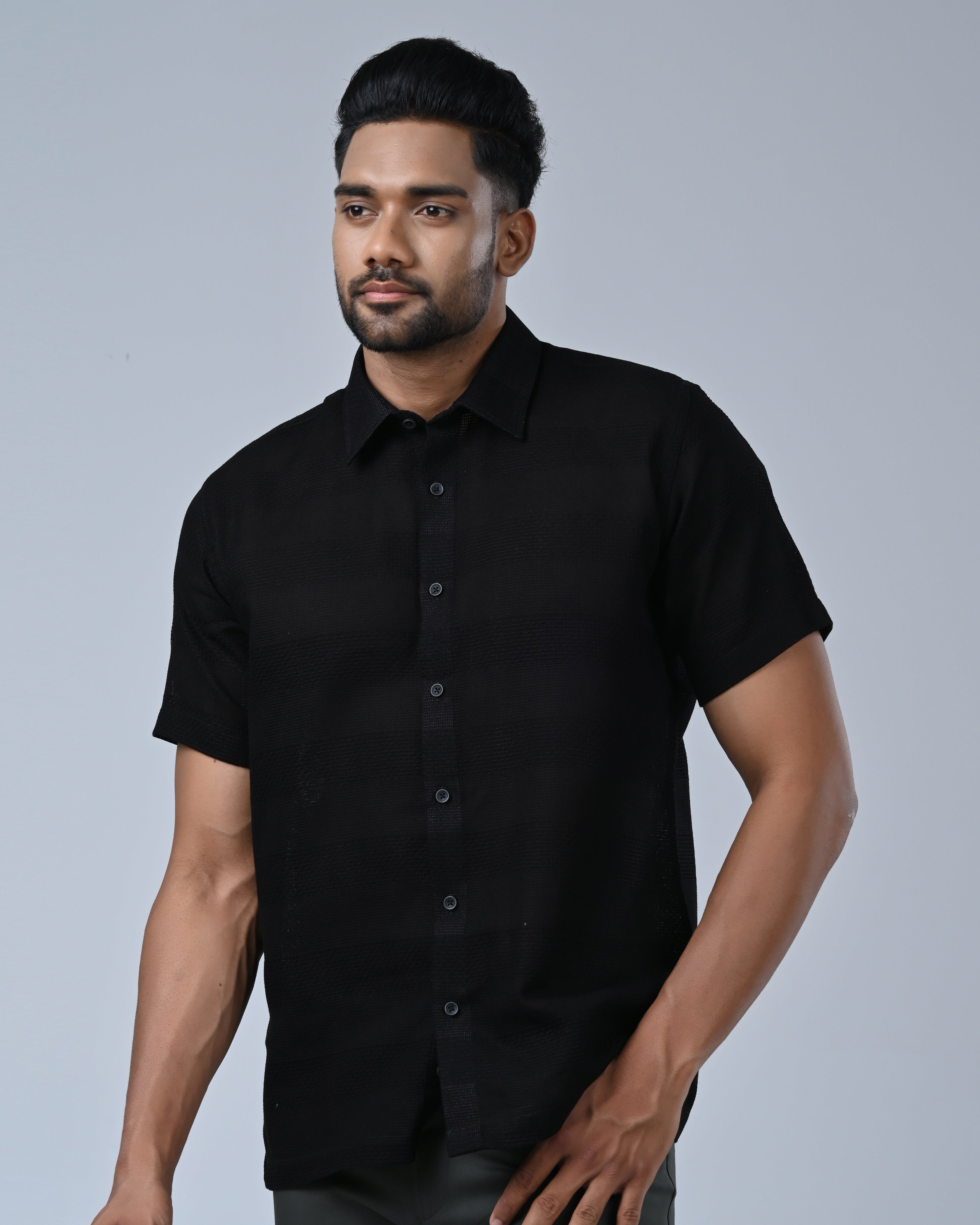 Vantage Men’s Honeycomb Design Casual Shirt – 100% Cotton Relax Fit Short Sleeve