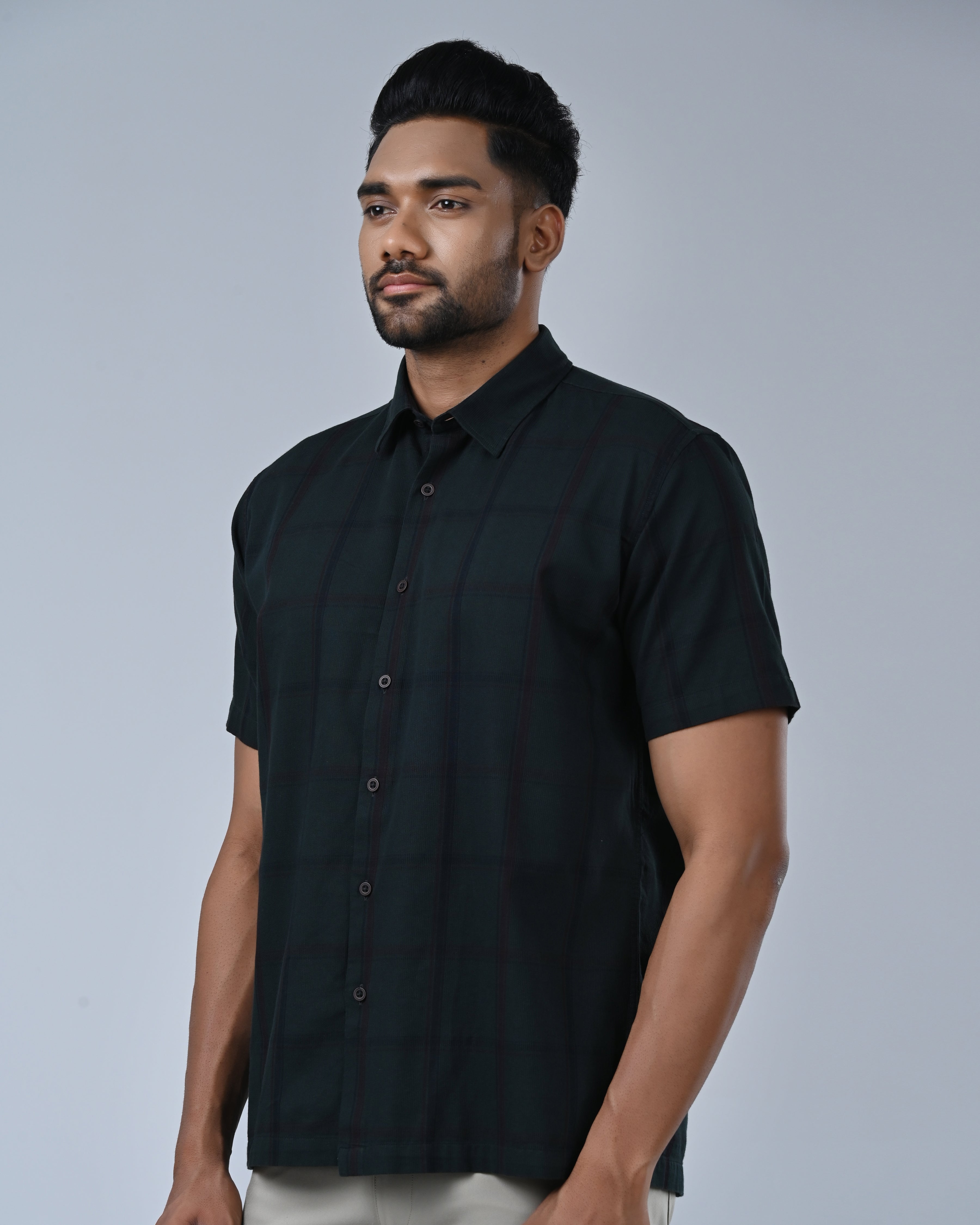 Vantage Men’s Corduroy Casual Shirt – 100% Cotton Relax Fit Short Sleeve
