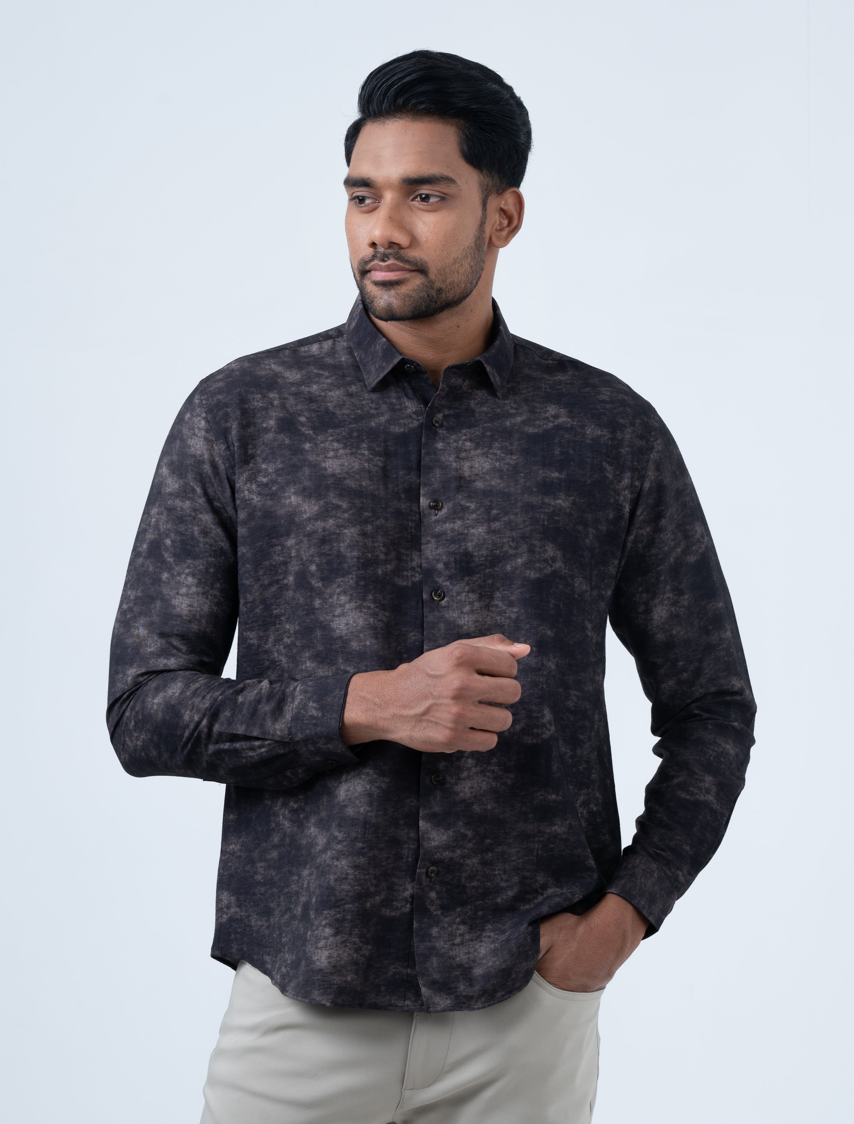 Vantage Men's Casual Slim Fit Long Sleeve Printed Shirt