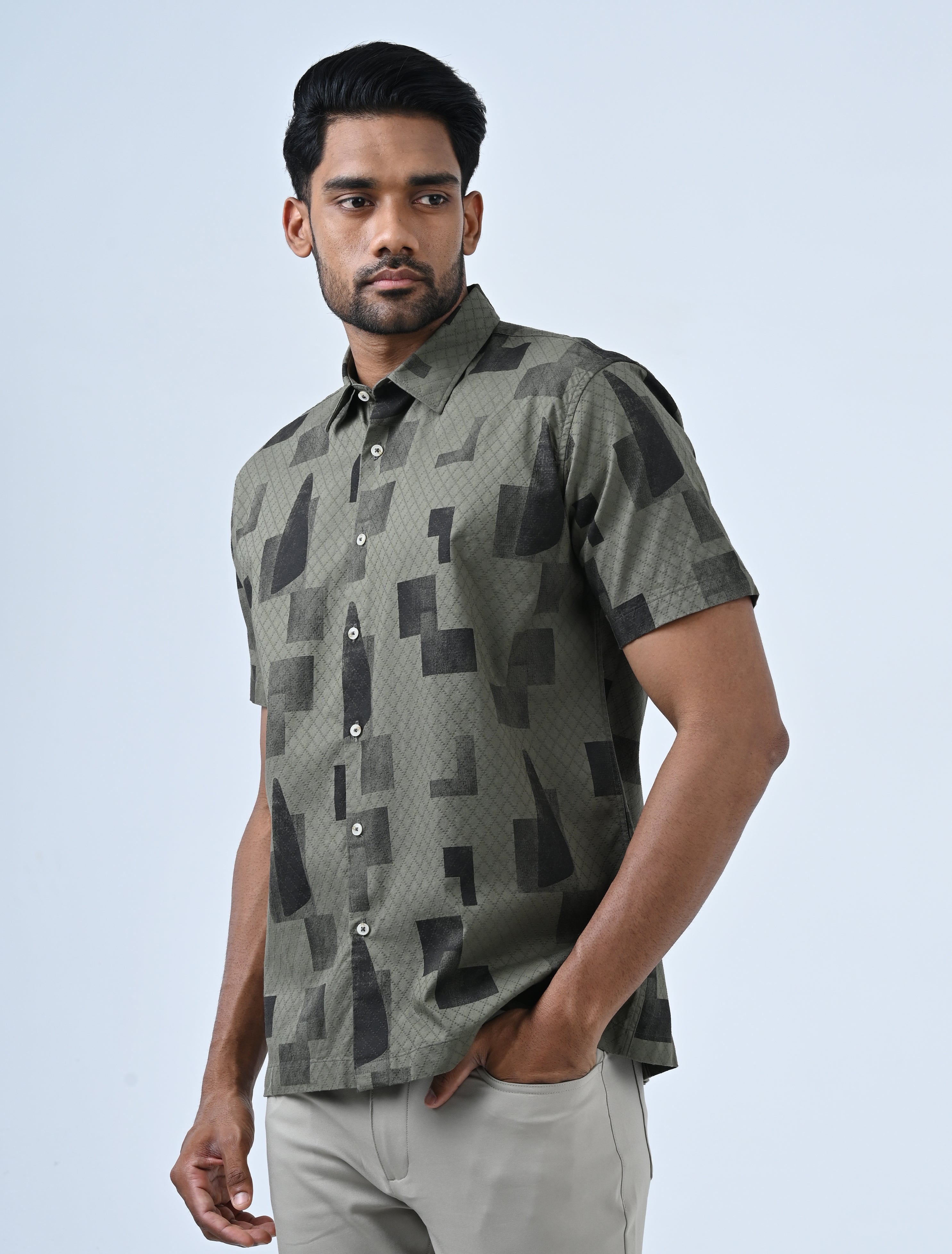 Vantage Men's Casual Regular Fit Short Sleeve 100% Cotton Dobby Printed Shirt
